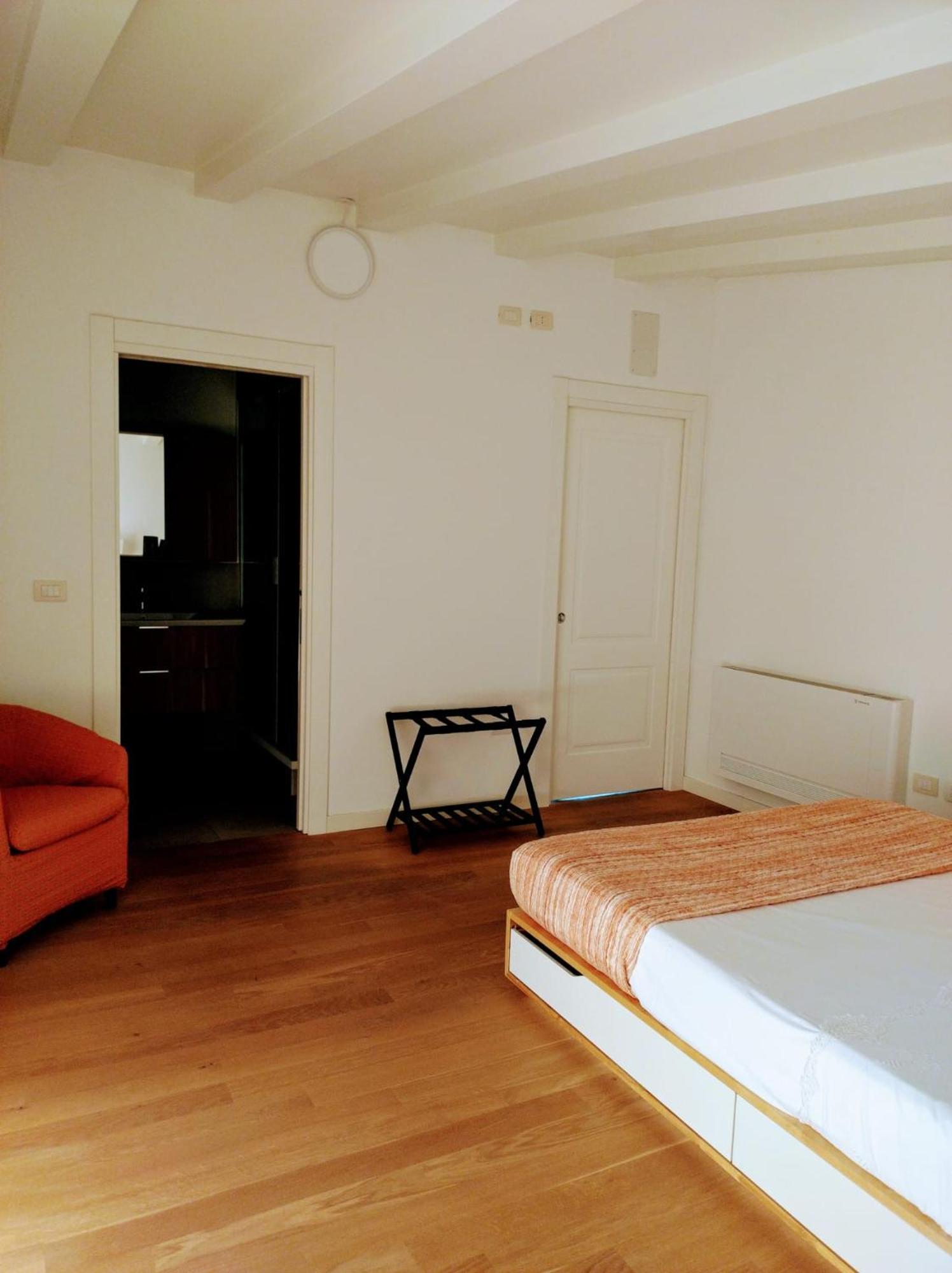 Cairoli7Novate-Mansarda Apartment Novate Milanese Exterior photo